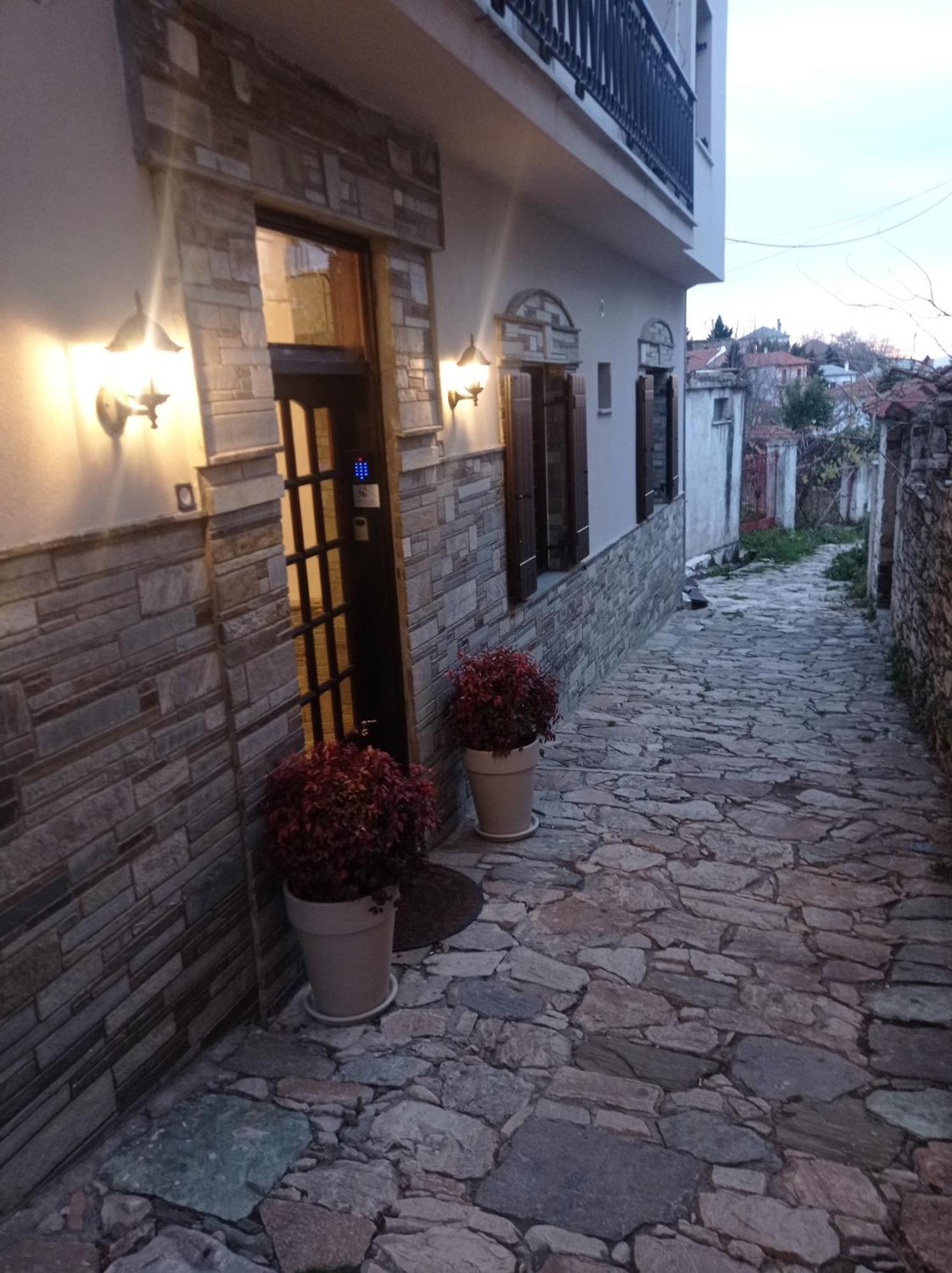 פורטאריה Marousos Central Guesthouse מראה חיצוני תמונה