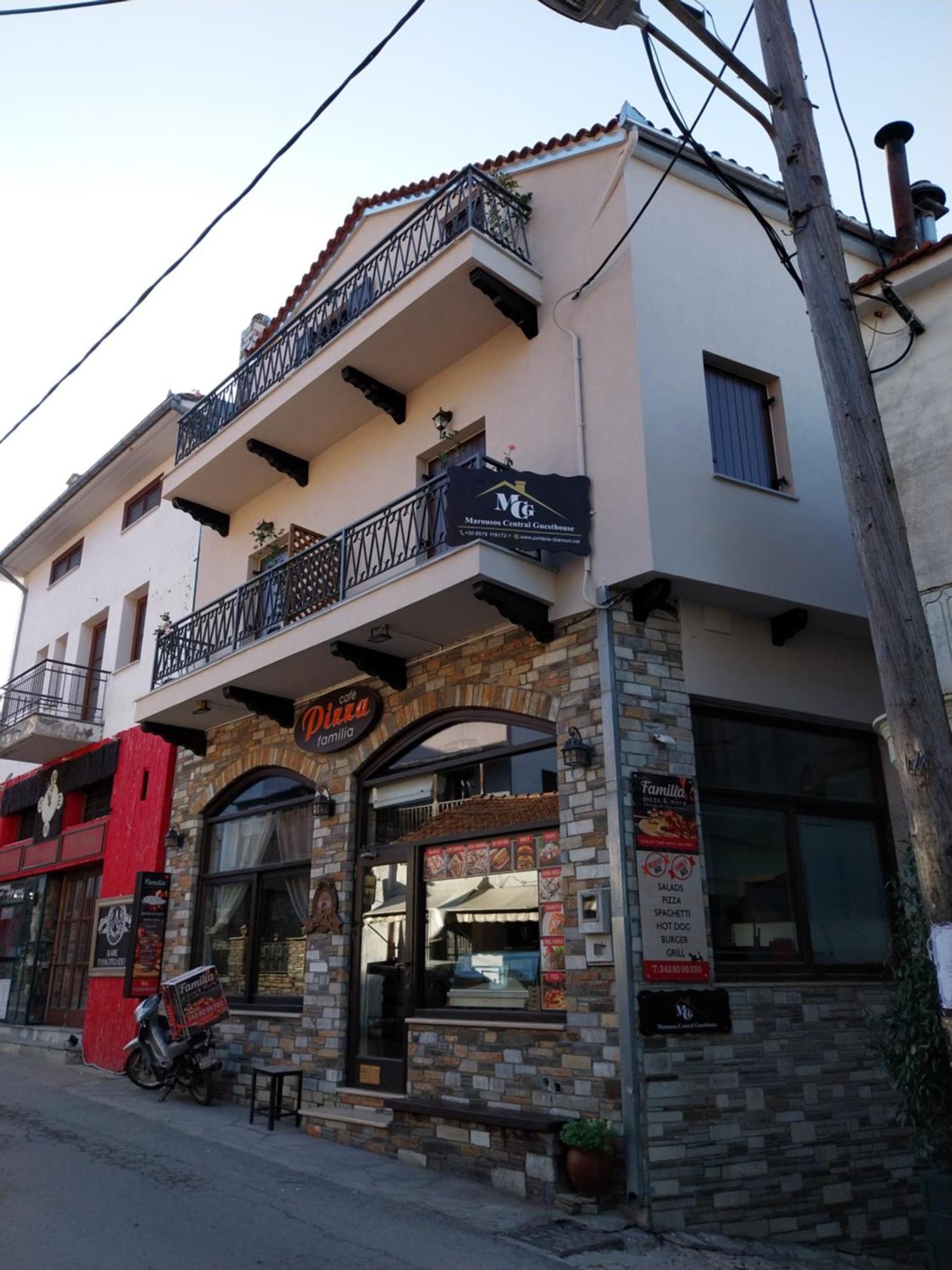 פורטאריה Marousos Central Guesthouse מראה חיצוני תמונה