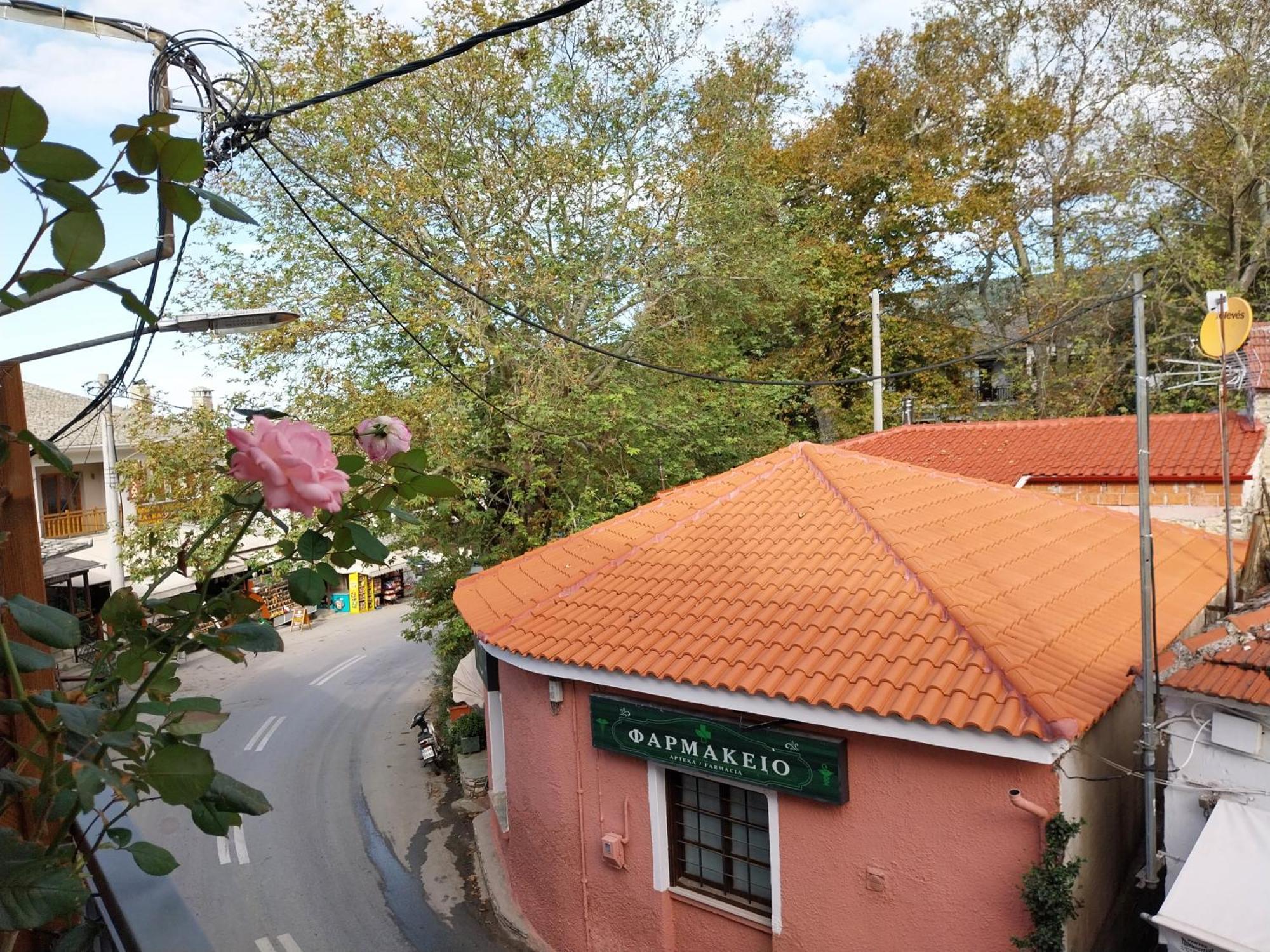 פורטאריה Marousos Central Guesthouse מראה חיצוני תמונה