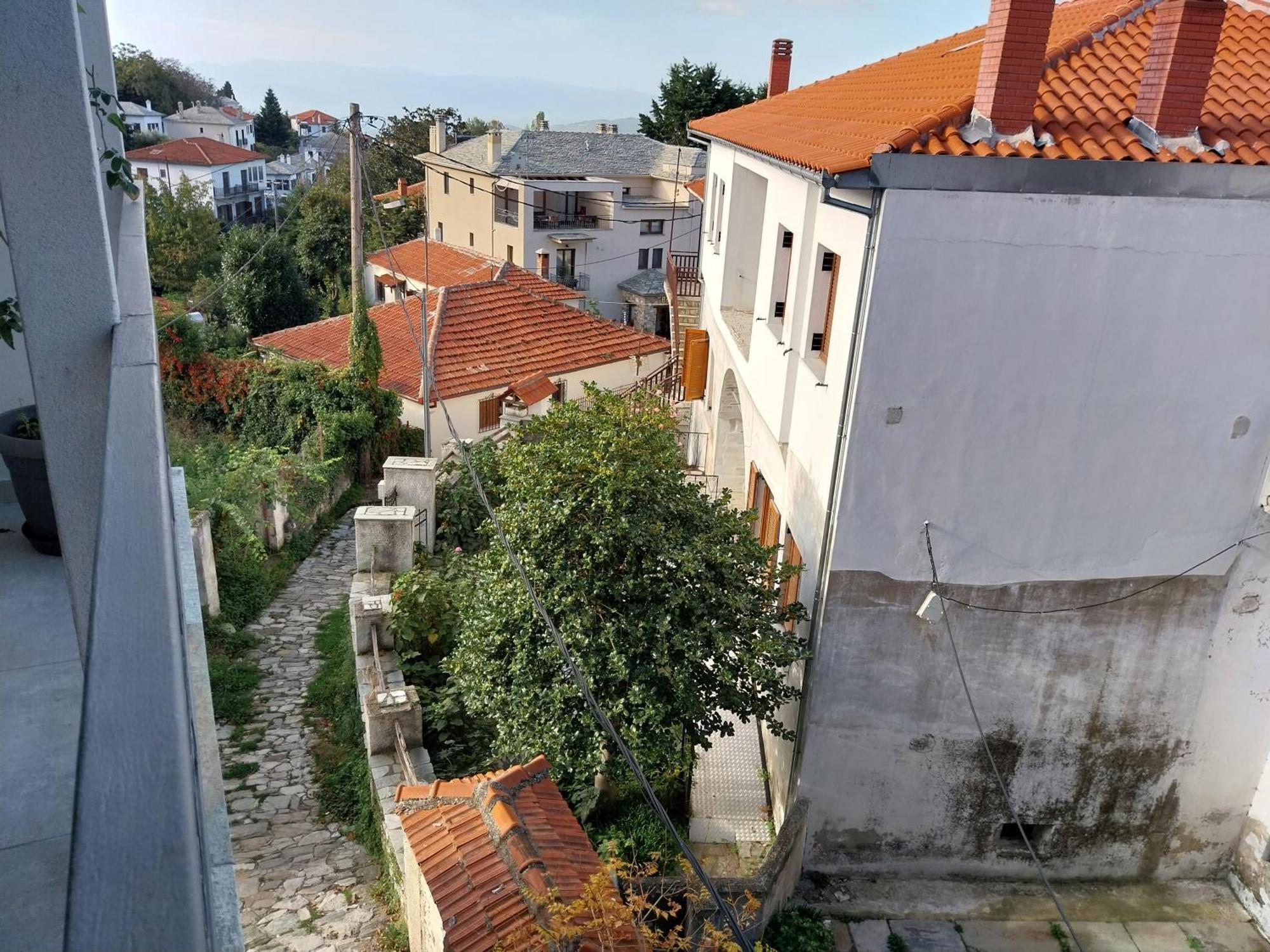 פורטאריה Marousos Central Guesthouse מראה חיצוני תמונה