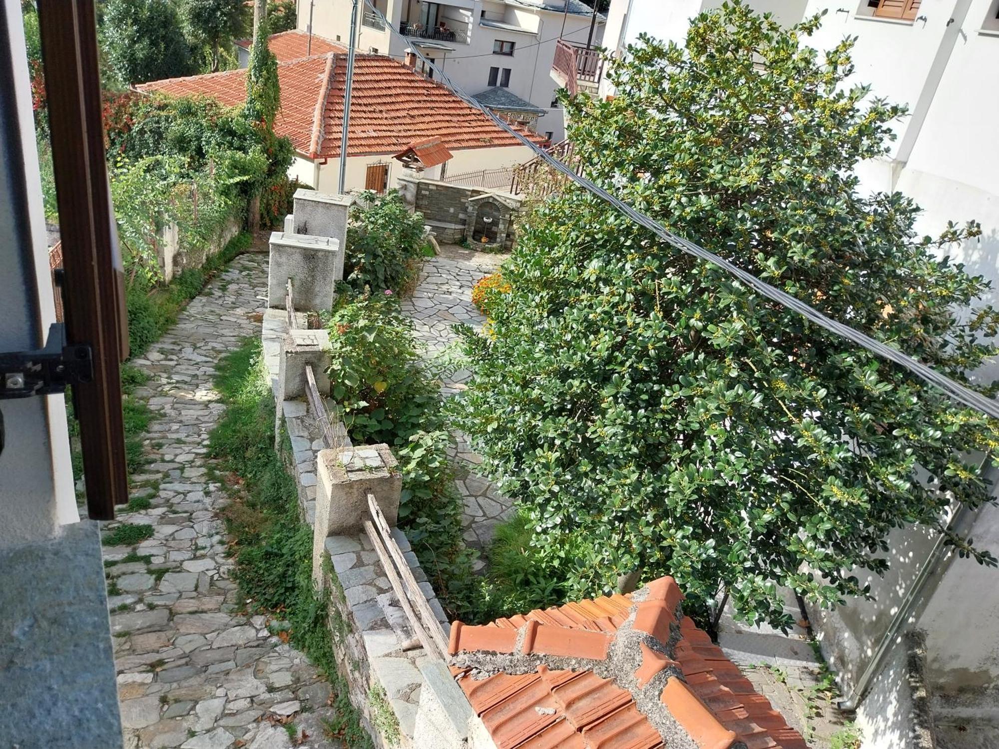 פורטאריה Marousos Central Guesthouse מראה חיצוני תמונה