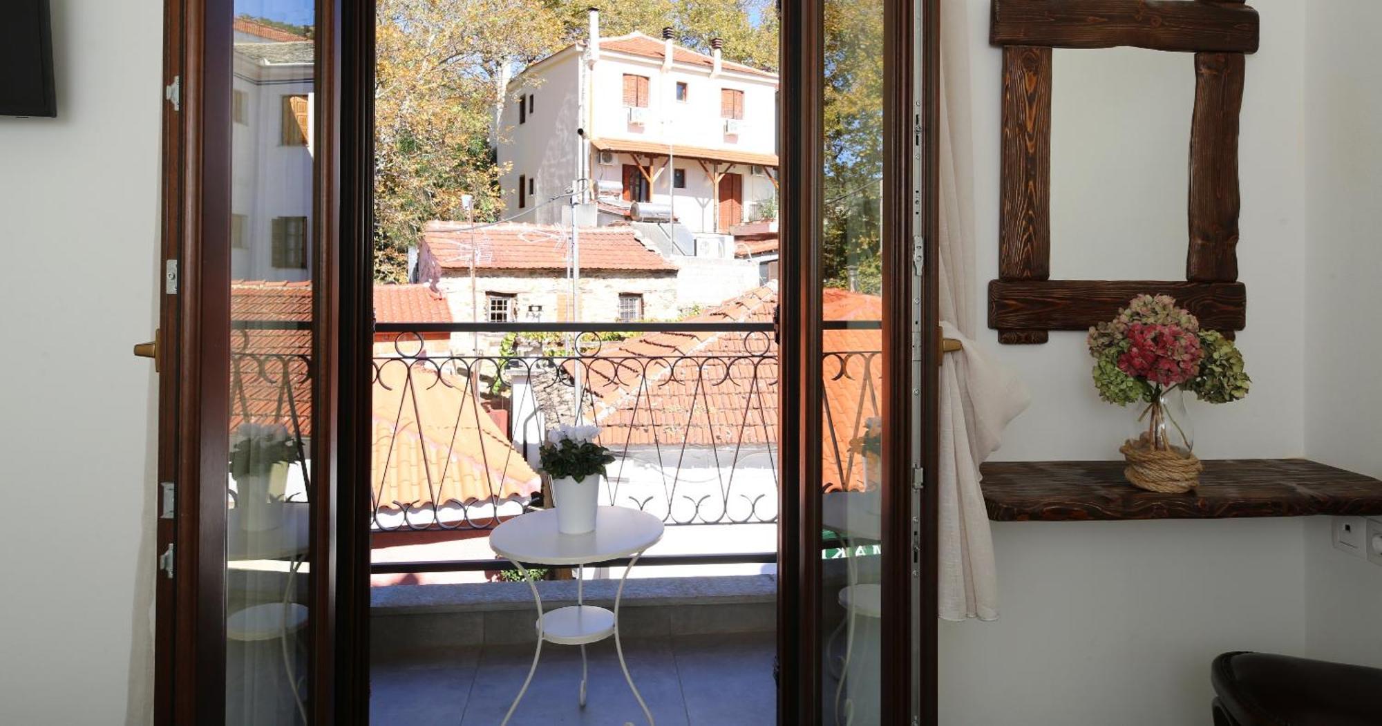 פורטאריה Marousos Central Guesthouse מראה חיצוני תמונה